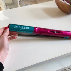 Bed head tigi crimper